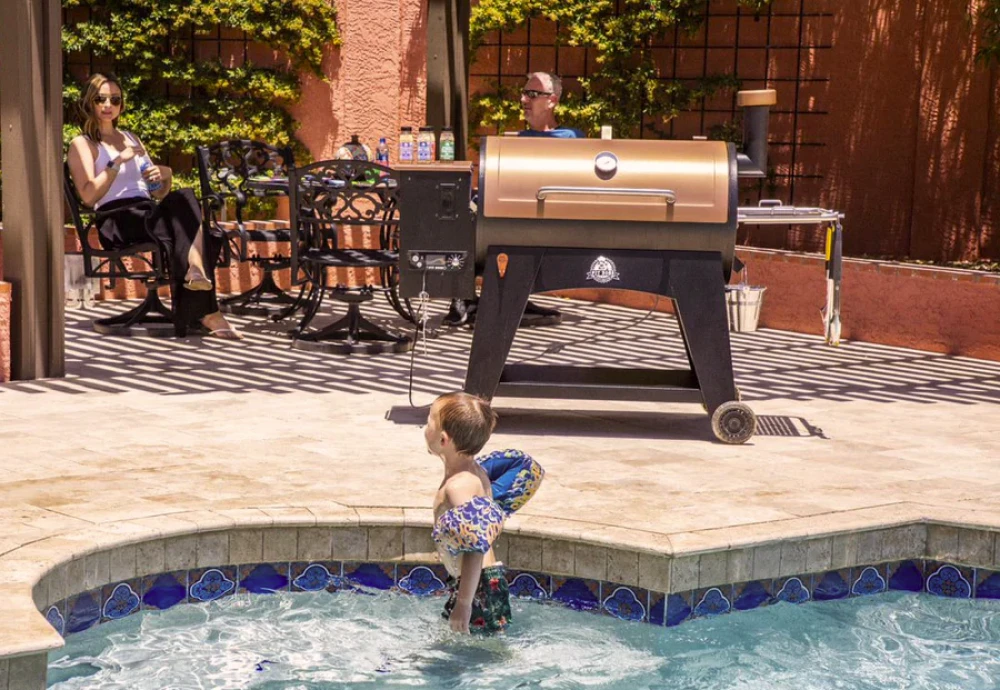 combination charcoal grill and smoker
